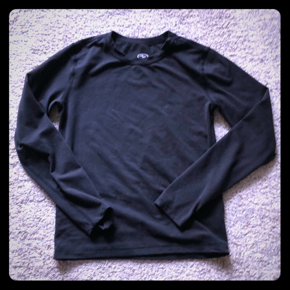Athletic dry fit long sleeve shirt